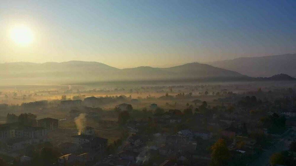 Sis bulutlarının güneş ile buluşması görsel şölen oluşturdu