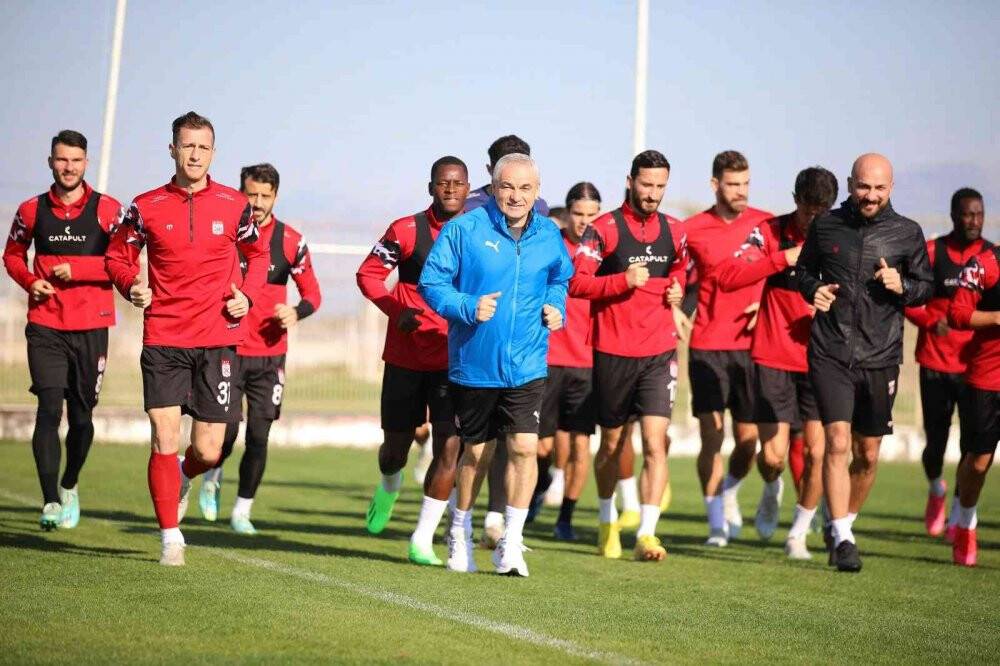 Sivasspor’da hazırlıklar sürüyor