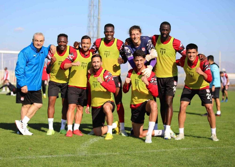 Sivasspor’da hazırlıklar sürüyor