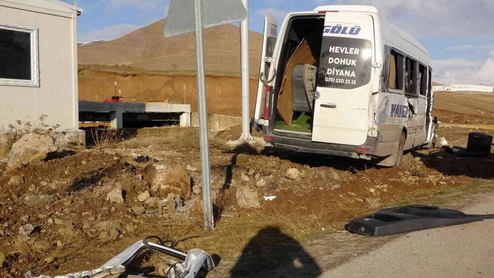 Taziyeye giderken kaza yaptılar: 10 yaralı