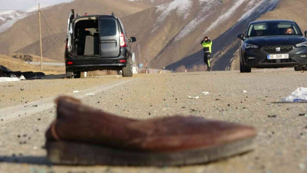 Taziyeye giderken kaza yaptılar: 10 yaralı