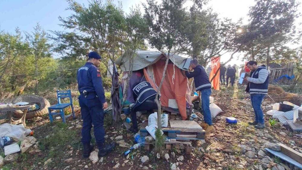 Ormanda bulunan kemiğin, kayıp gence ait olduğu tespit edildi