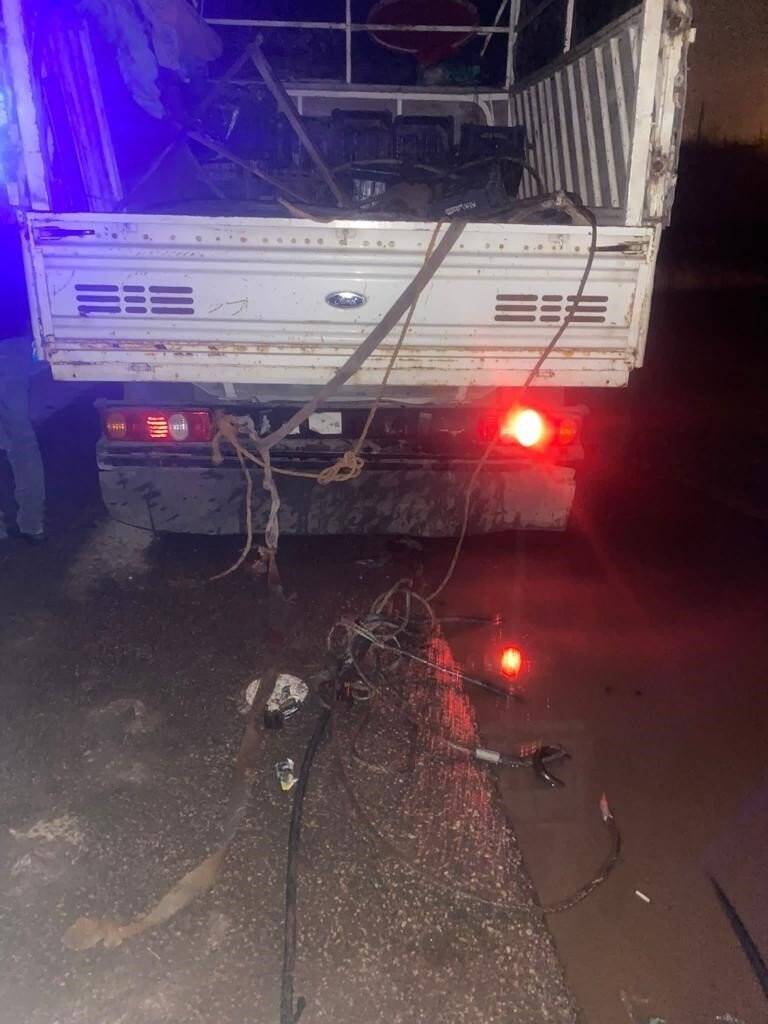 Kablo hırsızları suçüstü yakalandı