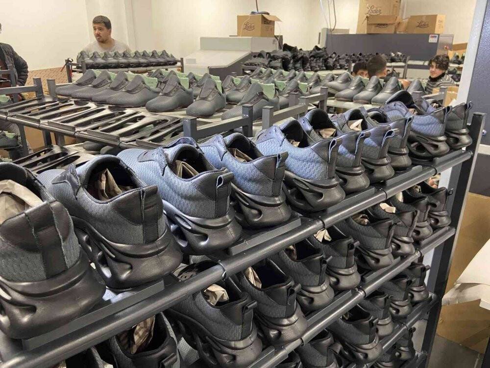 Öğrenirken üretiyor, meslek sahibi oluyorlar