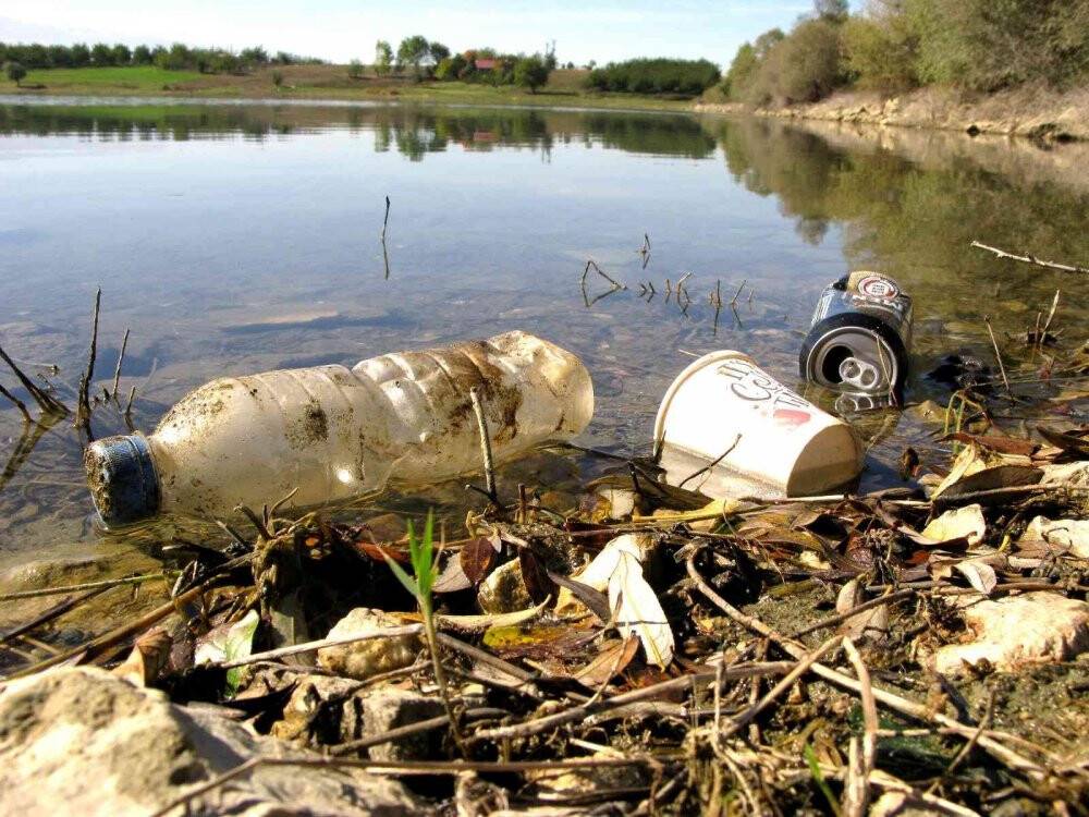 Duyarlı vatandaşlardan çevreyi kirletenlere tepki