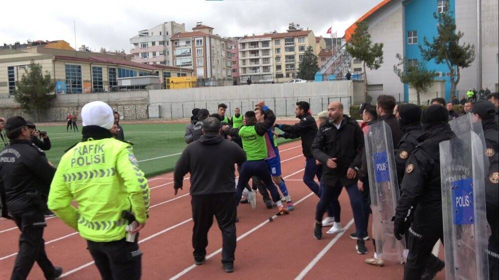 Sarayönü Belediyspor'dan olaylı maçla ilgili açıklama