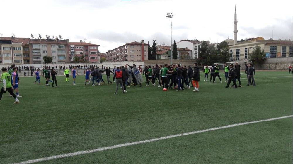 Sarayönü Belediyspor'dan olaylı maçla ilgili açıklama
