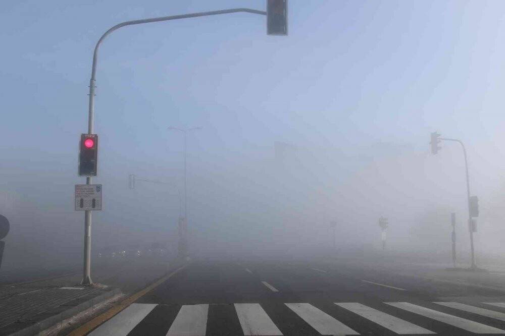 Ankara'da karpostallık manzaralar oluşturan sis  görüntülendi