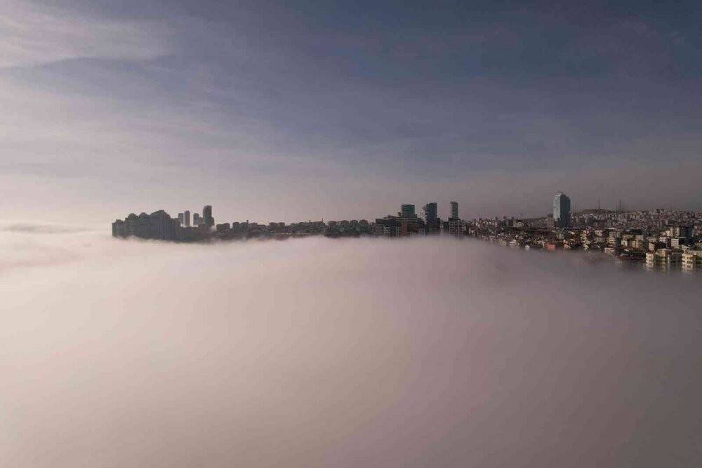 Ankara'da karpostallık manzaralar oluşturan sis  görüntülendi