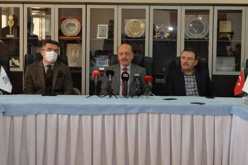 Bakan Bilgin ’asgari ücret ve EYT’ ile ilgili açıklamalarda bulundu