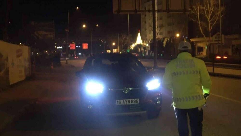 "Beni ters kelepçe yapın" dedi