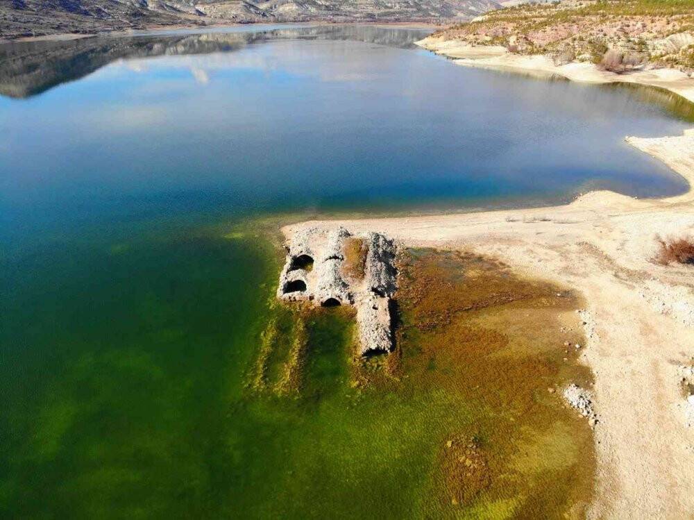 Tarihi Altınapa Hanı Selçuklu’dan beri kendini koruyor