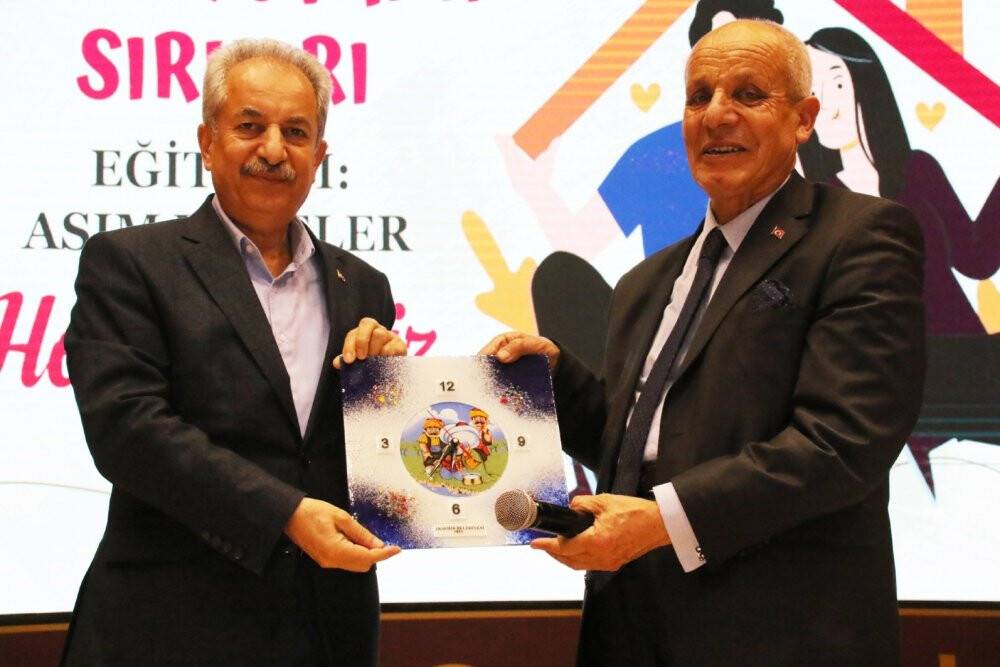 Akşehir’de “Mutlu Yuvanın Sırları” konferansı