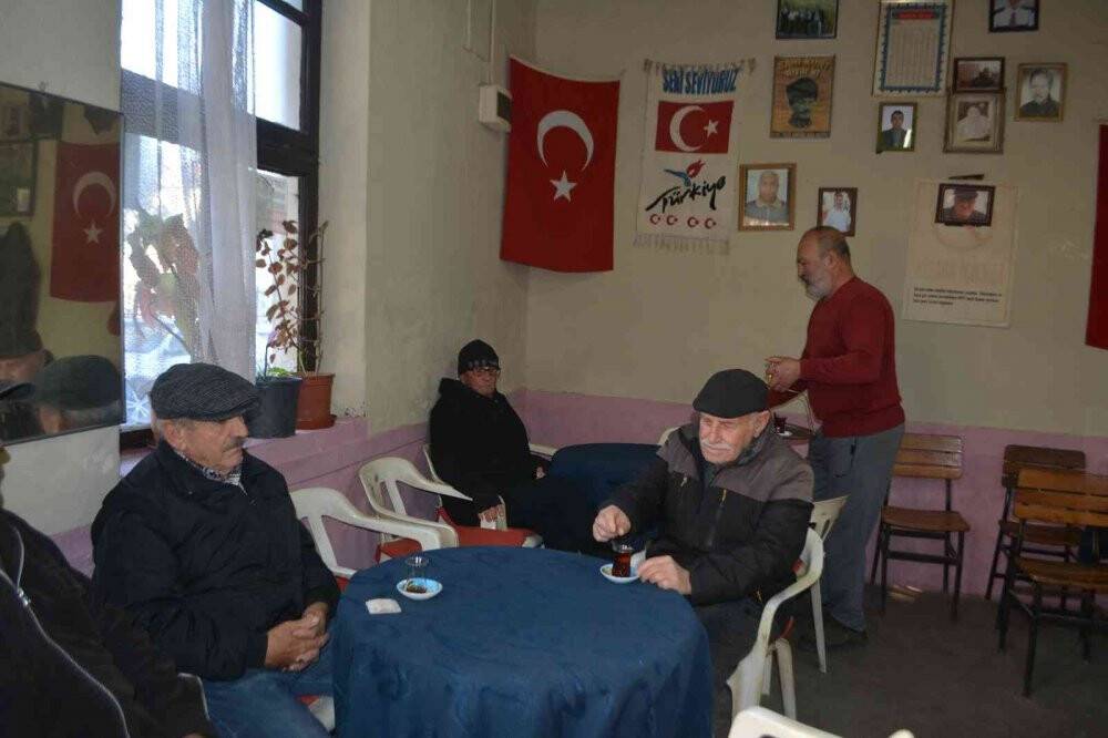 Enflasyona inat 1 TL’ye satıyor