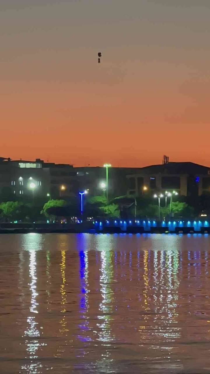 Polisi alarma geçiren esrarengiz cisim dilek feneri olabilir