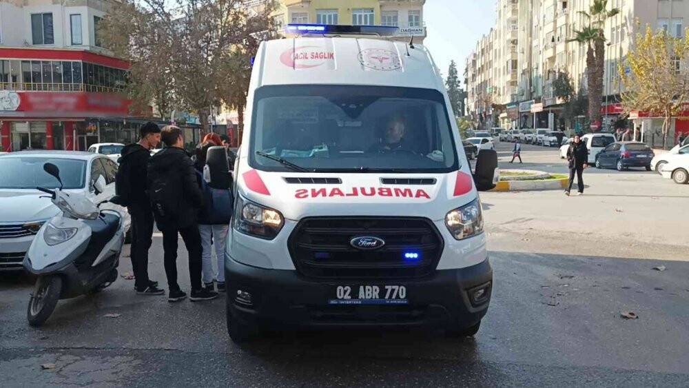 Adıyaman'da bir genç kız, sevmek istediği köpek tarafından ısırıldı