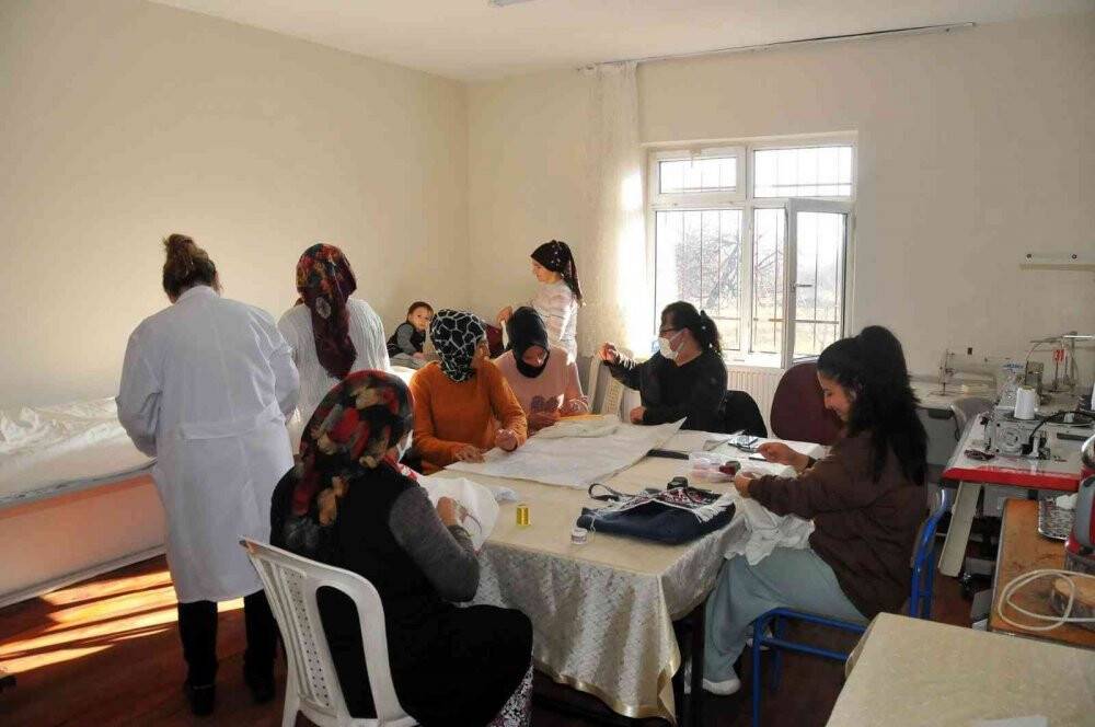 Akşehir’de Köy Yaşam Merkezi kapılarını açtı
