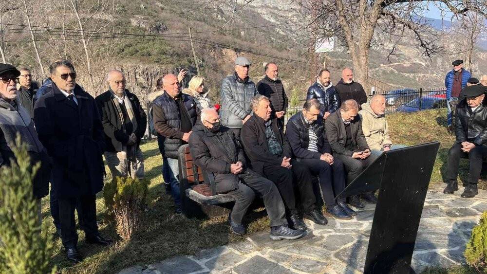 Özkan Sümer, mezarında anıldı