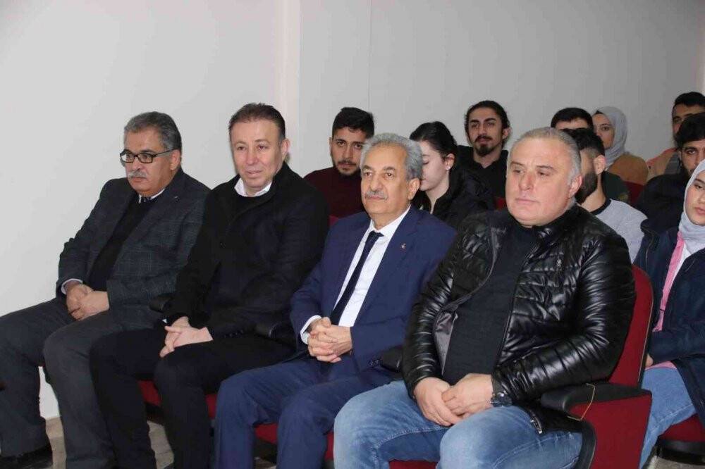 Akkaya öğrencileri İndirim Kart konusunda bilgilendirdi