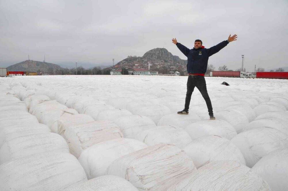 Binlercesi  görüntülendi, görenleri şaşırtan manzara