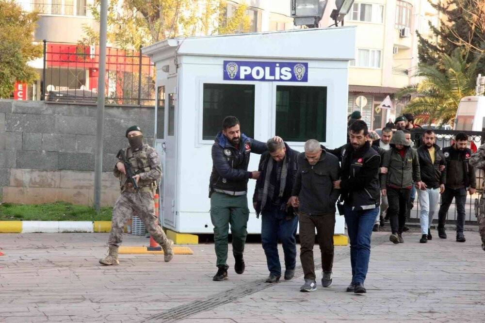 Kilis'te uyuşturucu tacirlerine operasyon