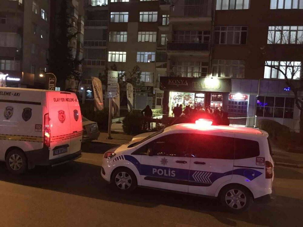 Silahlı ateş aldı, kuzeni göğsünden vuruldu