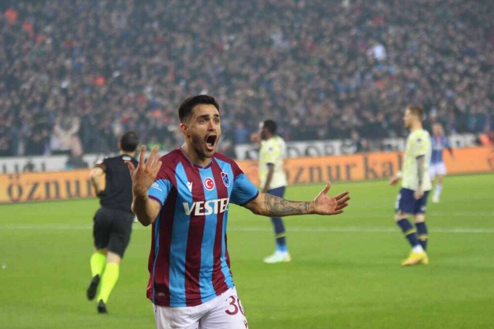 Trabzonspor Fenerbahçe'yi 2 golle yendi