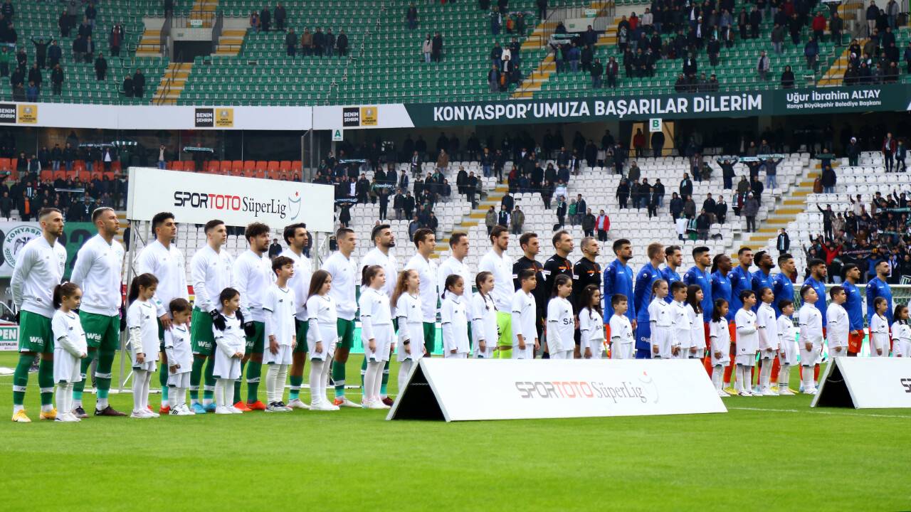 aa-20221225-29834014-29834009-arabamcom-konyaspor-corendon-alanyaspor.jpg