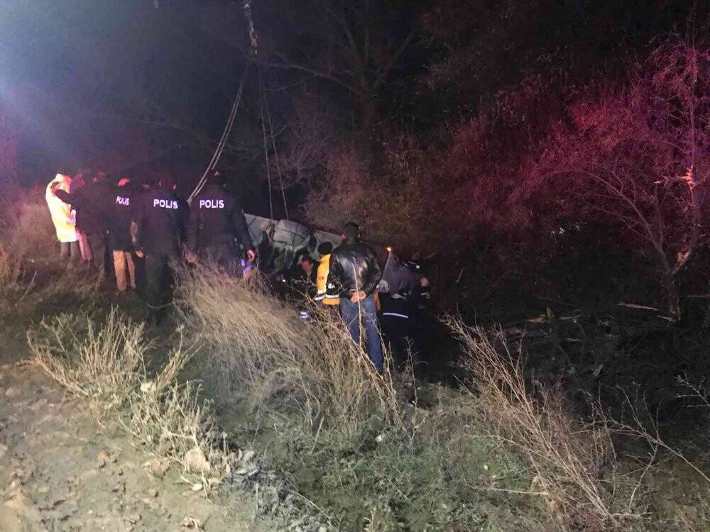 Konya’da yolcu otobüsü şarampole devrildi çok sayıda yaralı var