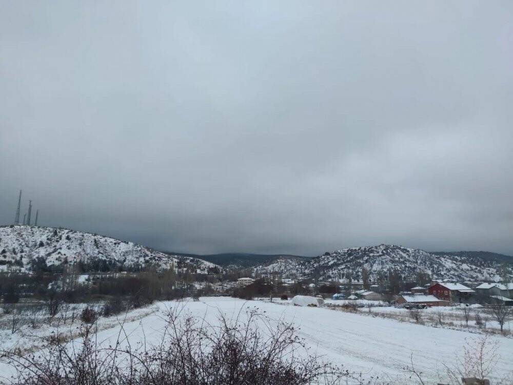 Derbent’te kar sevinci