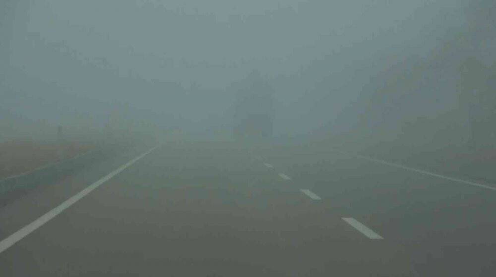 Aksaray’da yoğun sis Konya yolunda da etkisini gösteriyor