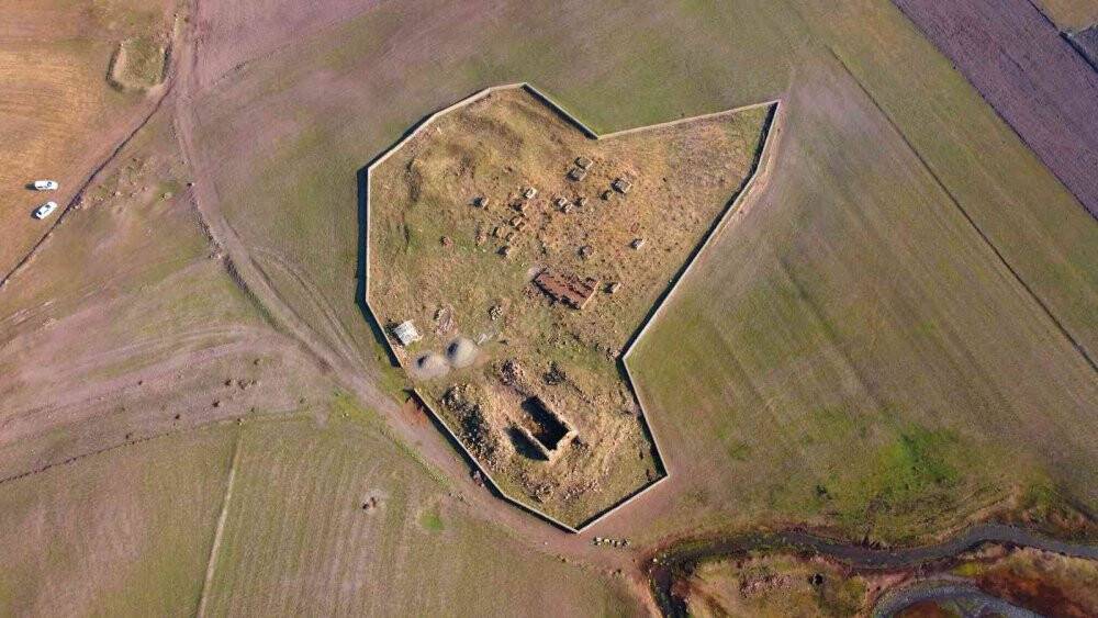 Bitlis’te 556 yıllık mescita
