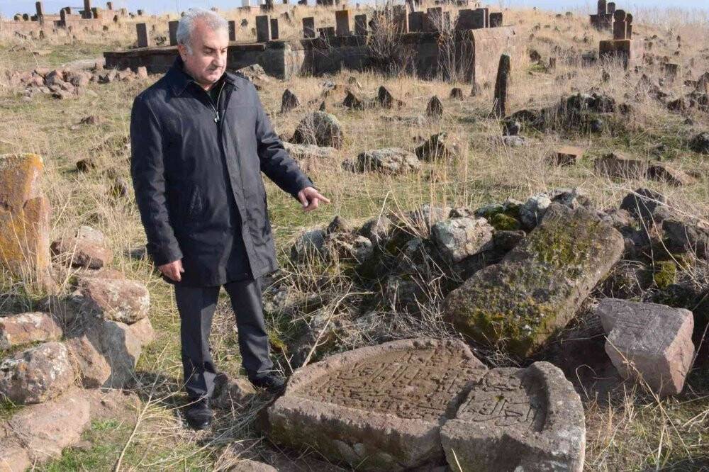 Bitlis’te 556 yıllık mescita