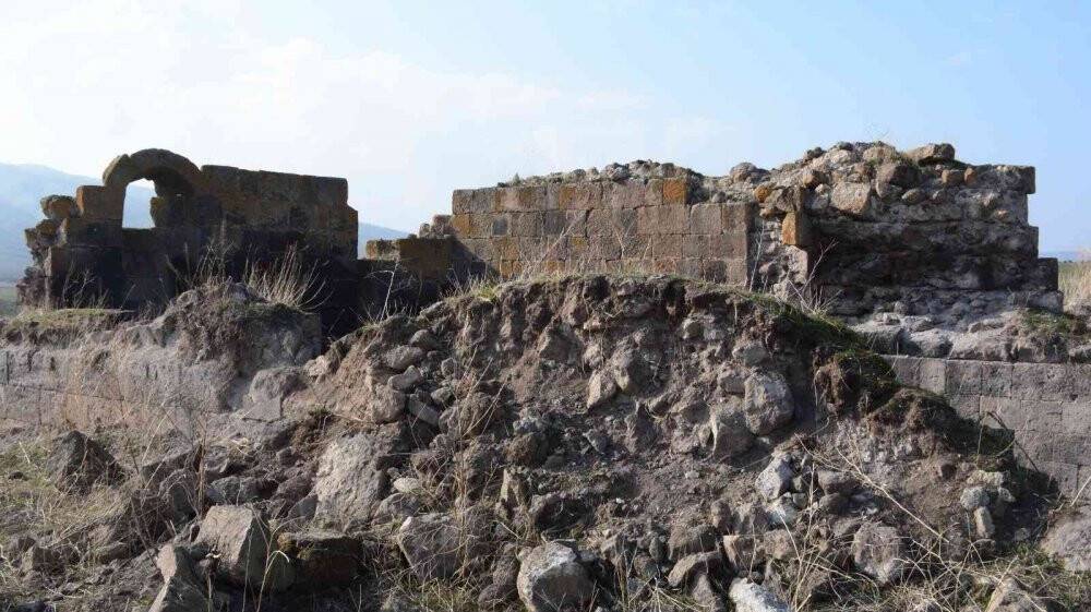 Bitlis’te 556 yıllık mescita