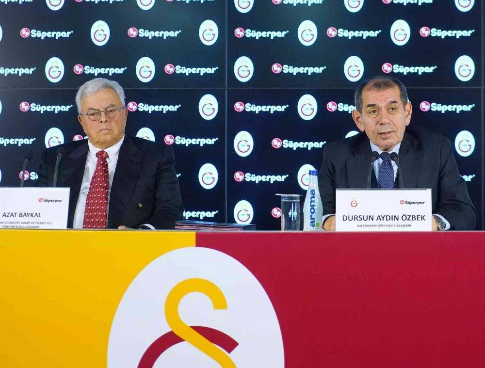 Dursun Özbek'ten transfer açıklaması