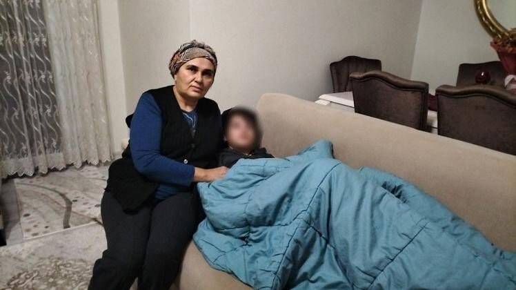 Osmaniye'de bakkala giden çocuğa köpek saldırdı, o anlar kamerada