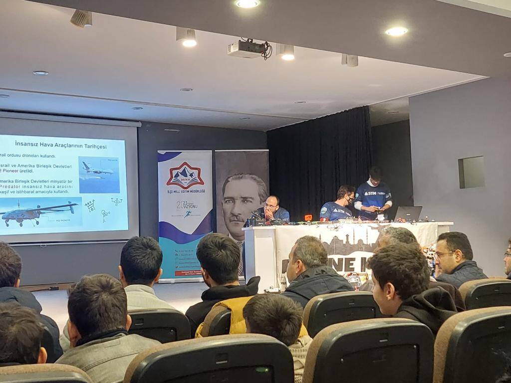 bozkirda-drone-egitimi-1.jpg