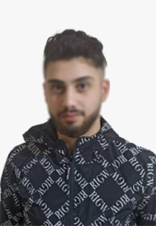 Bulduğu kredi kartıyla aracına akaryakıt aldı, işte o anlar!