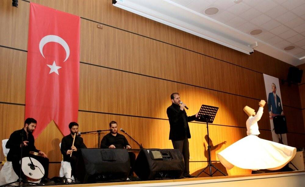 ÇAKÜ’de "Mevlana: Hayatı, Eserleri ve Felsefesi" paneli gerçekleştirildi