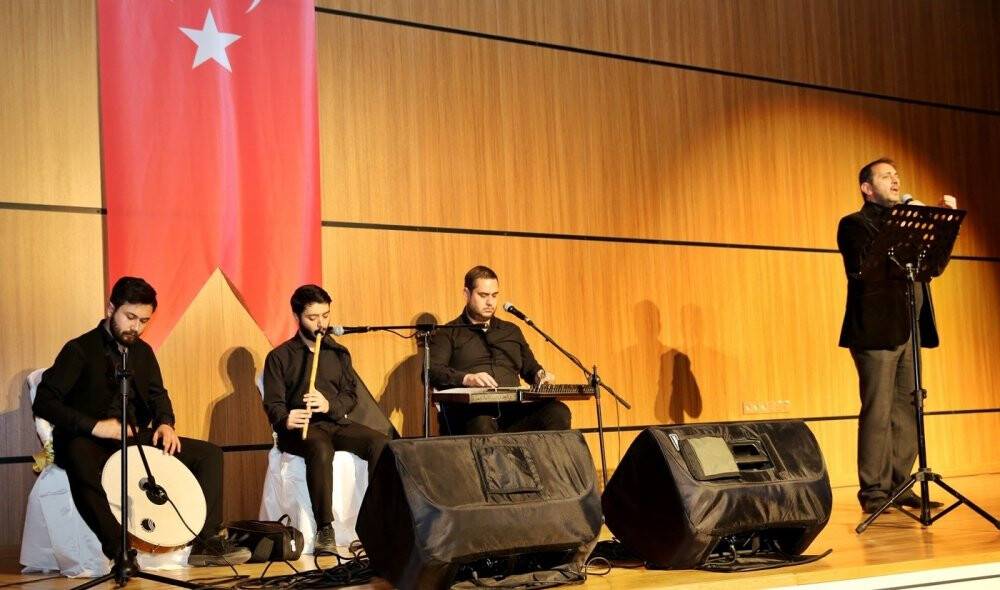 ÇAKÜ’de "Mevlana: Hayatı, Eserleri ve Felsefesi" paneli gerçekleştirildi