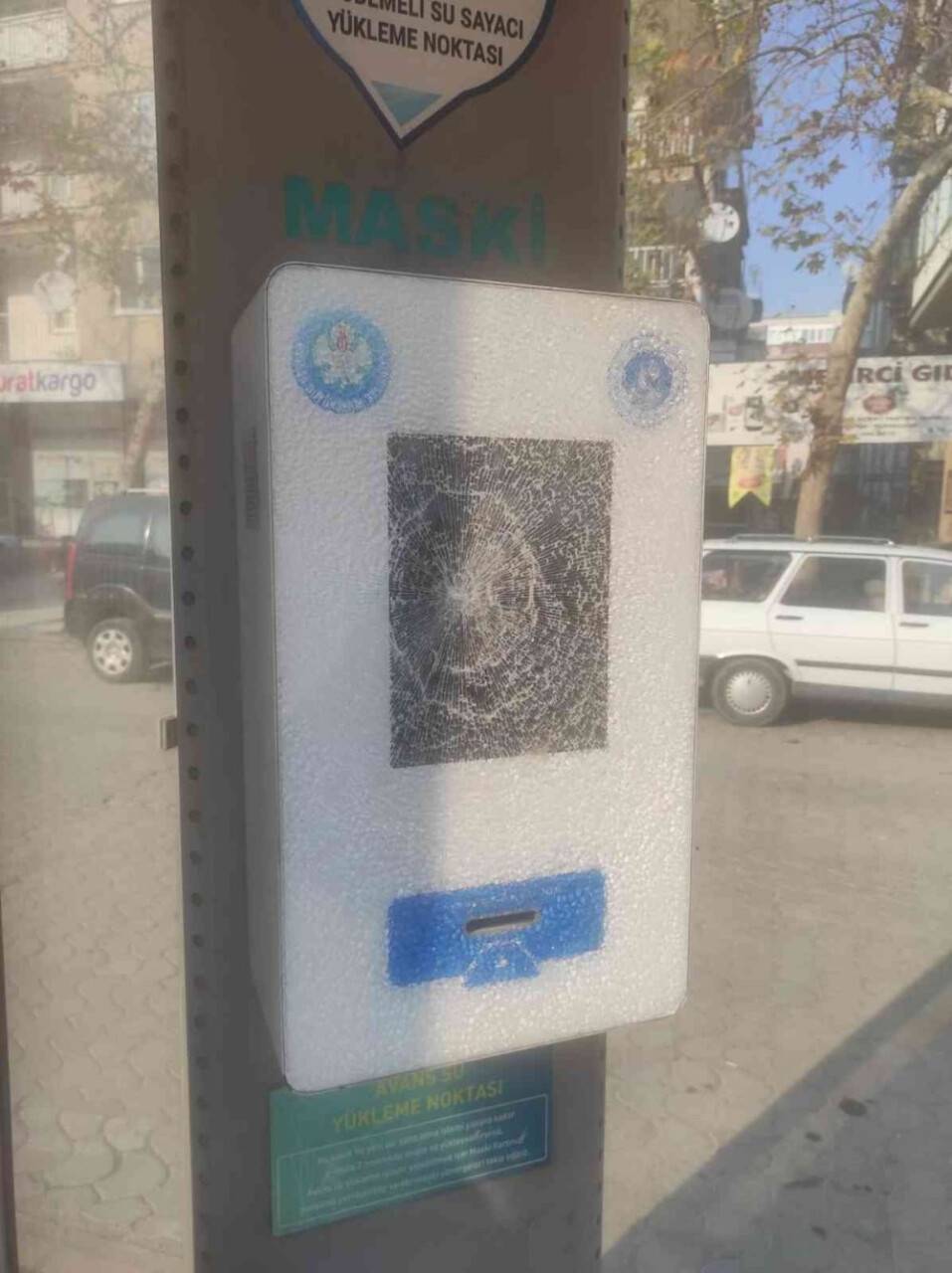 Manisa'da kamu malına zarar verdiler