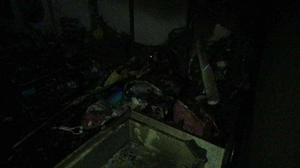 Şamlıurfa'da bir evde çıkan yangında mahsur kalan 7 kişiyi ekipler kurtardı