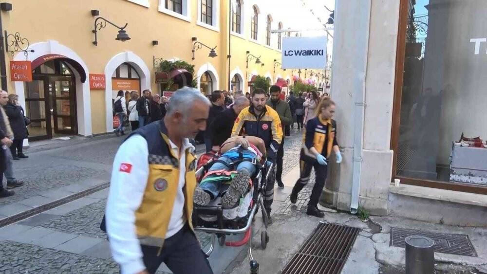 Samsun'da bastığı kartonpiyer kırılan işçi 4 metreden yere düştü