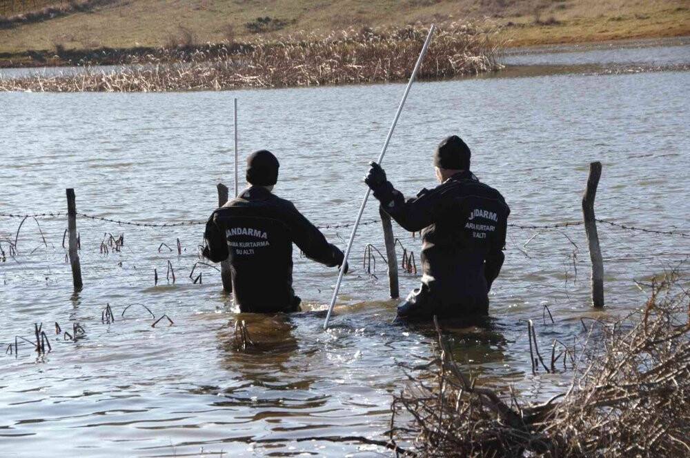 Tokat'ta kayıp kadını, buz tutmuş Karacagöl'de de aradılar