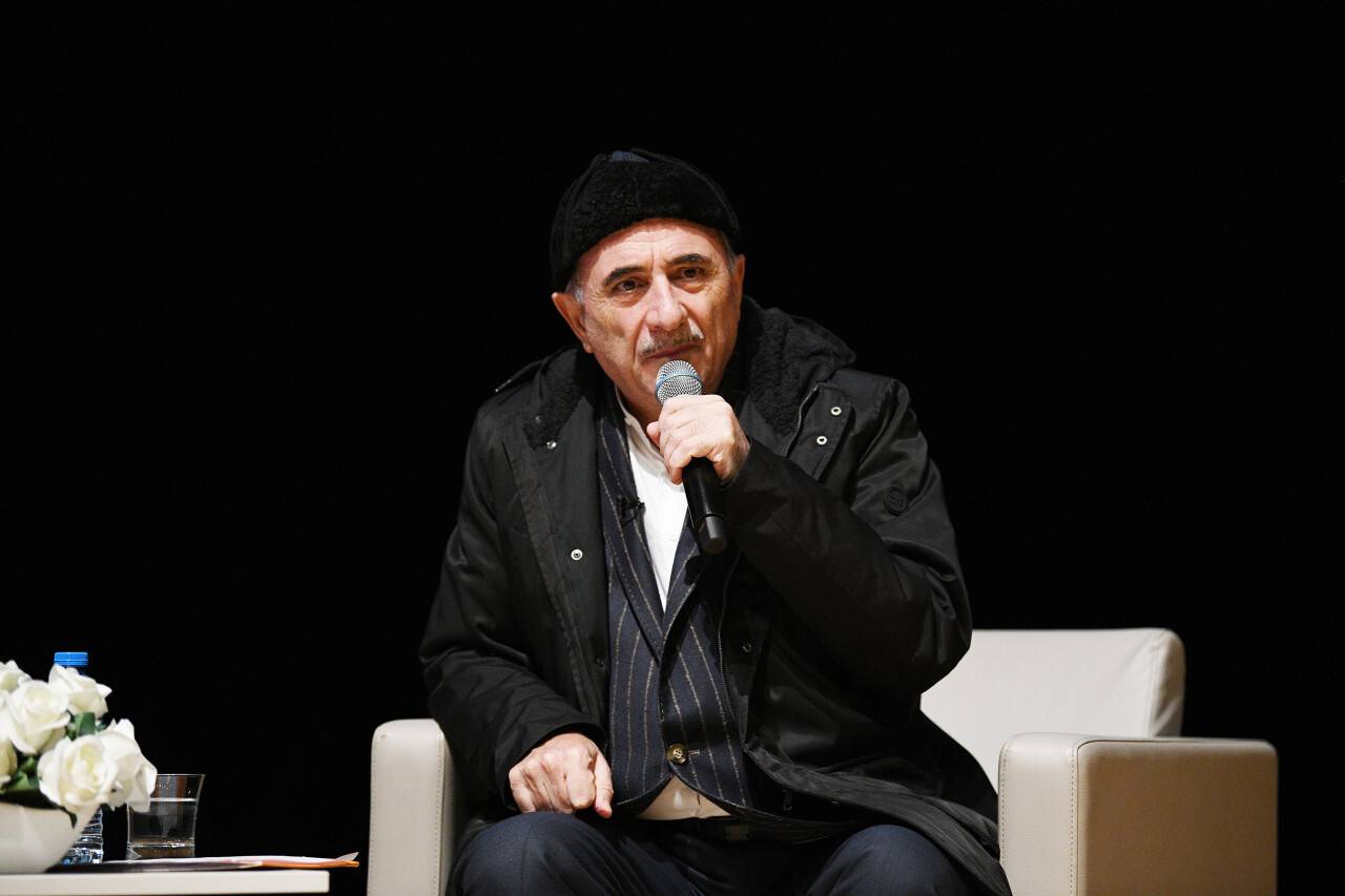 nurullah-genc-1.jpg