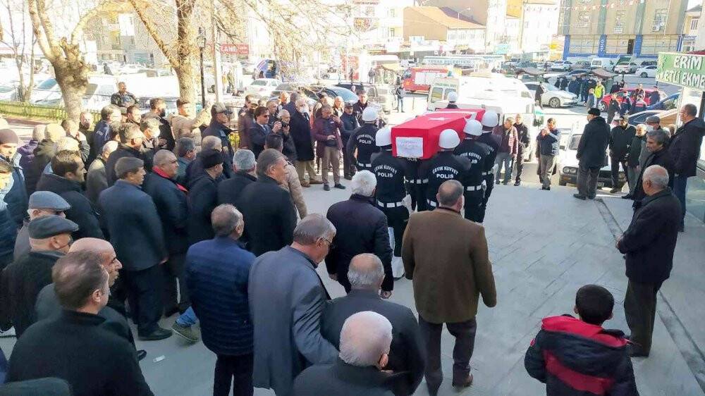 Hayatını kaybeden polis memuru, Konya'da toprağa verildi
