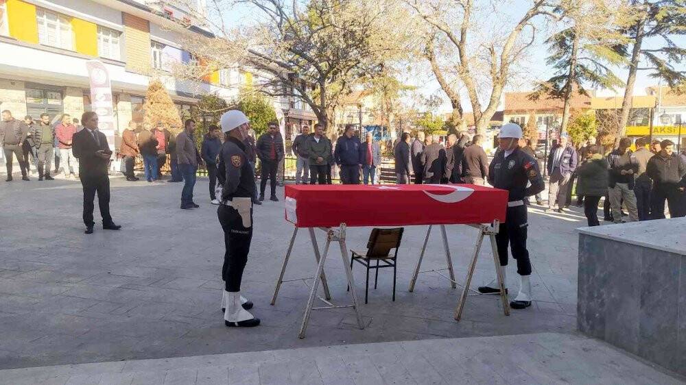 Hayatını kaybeden polis memuru, Konya'da toprağa verildi