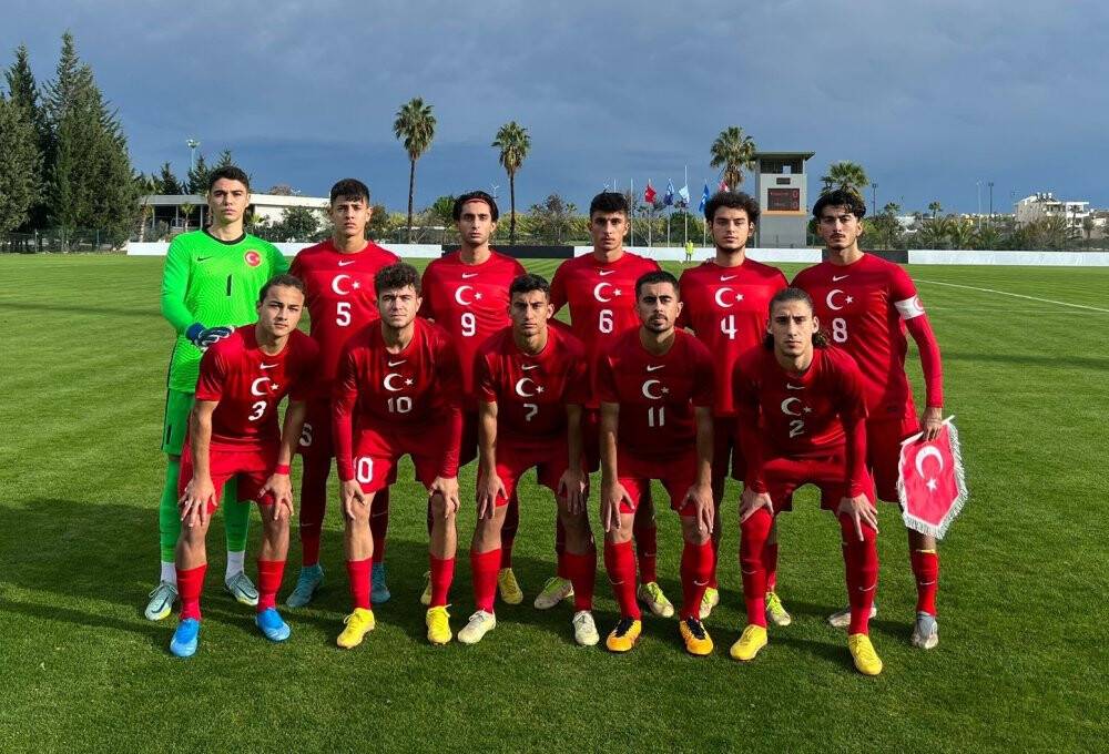 Konyaspor'dan 3 oyuncuya milli davet