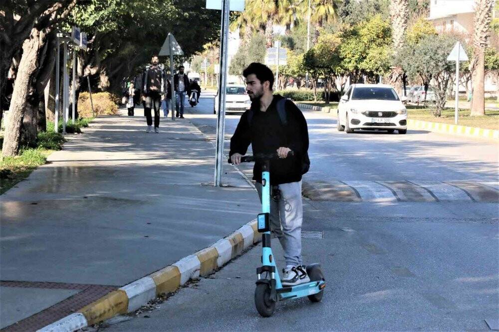 Antalya’da scooterlara 'hız sınırı'