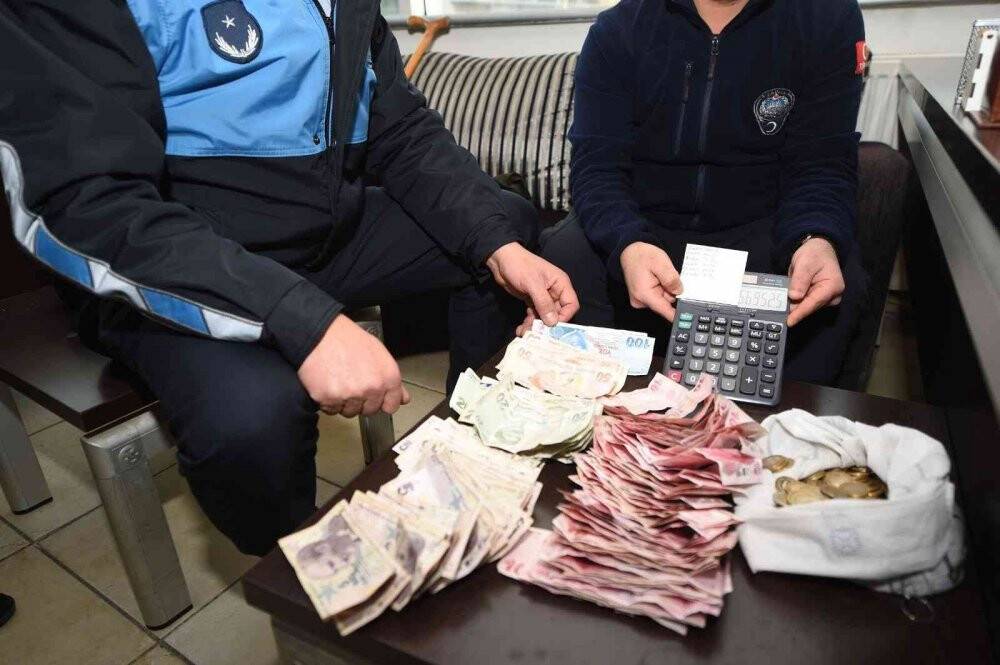 5 dilencinin üzerinden 3 bin lira çıktı